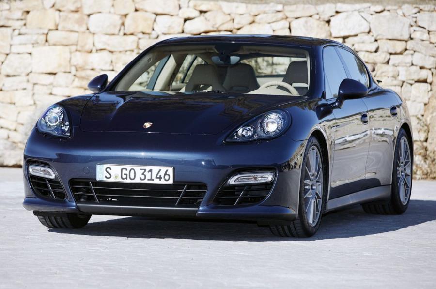  Porsche Panamera GTS 2013 года  (фото 41 из 52)